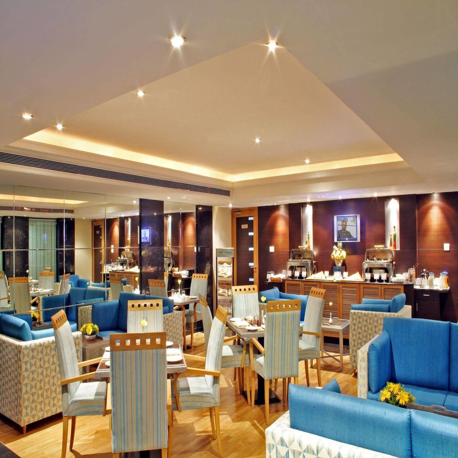Aditya Park-A Sarovar Portico Hotel Haydarabad Dış mekan fotoğraf